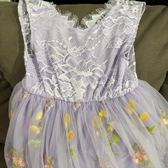 Nicolettes Couture - Picture 3 of 5